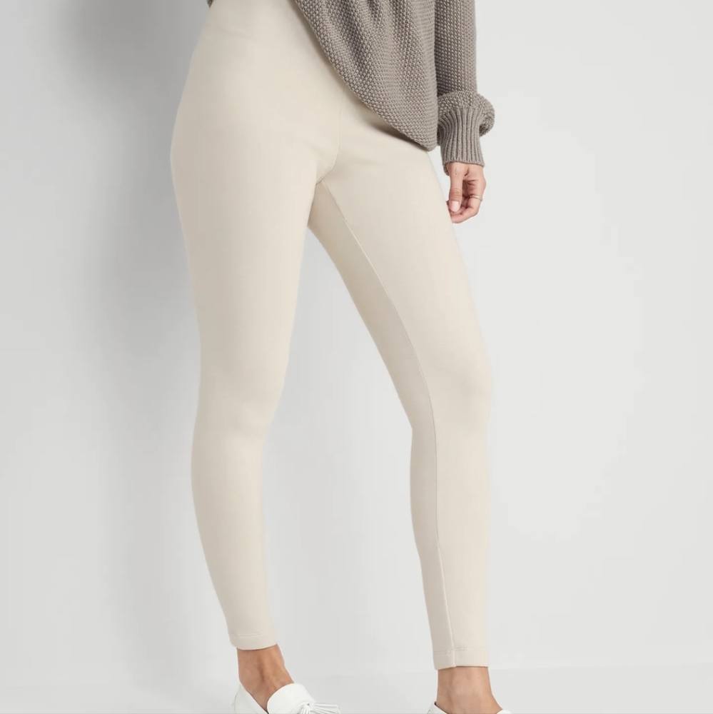 Old Navy CozeCore lilac/lavender warm leggings